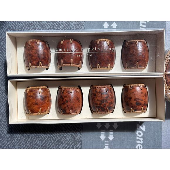 Pier 1~ 8 Handmade Barrel Raffia Tamarind Napkin Rings & 6 Coasters/14 pieces - Picture 4 of 16